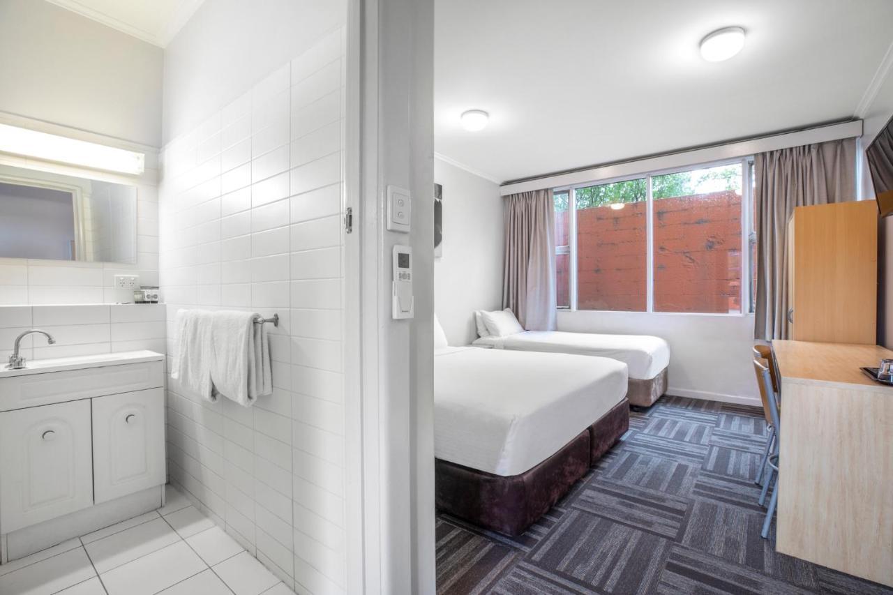 Meadow Inn Hotel-Motel Melbourne Esterno foto