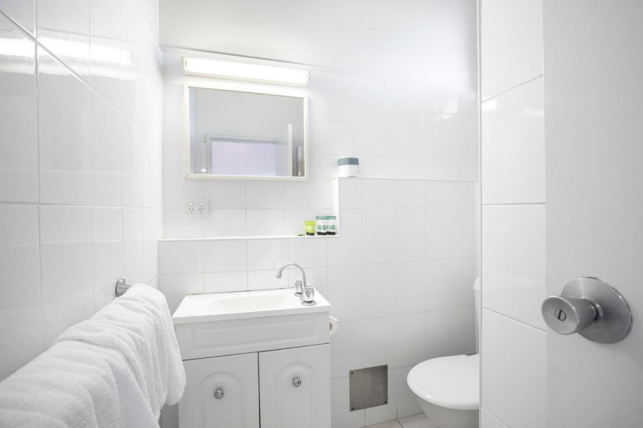 Meadow Inn Hotel-Motel Melbourne Esterno foto