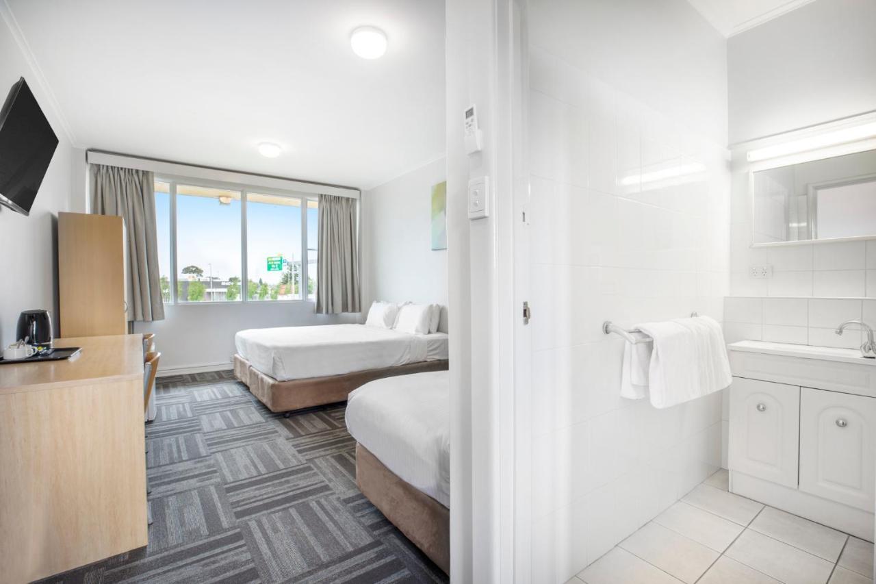 Meadow Inn Hotel-Motel Melbourne Esterno foto
